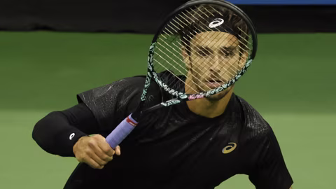 Лоренцо Музети достигна полуфиналите на турнира ATP 250 в Чънду