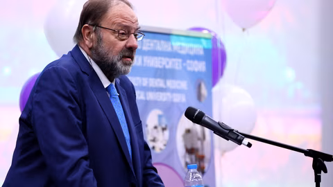 Д-р Николай Шарков призова за включване на оралното здраве в глобални здравни политики