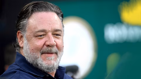 Ръсел Кроу споделя страстта си към часовниците в своя TikTok профил