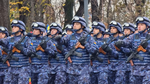 Румъния въвежда разширена програма за доброволна военна подготовка