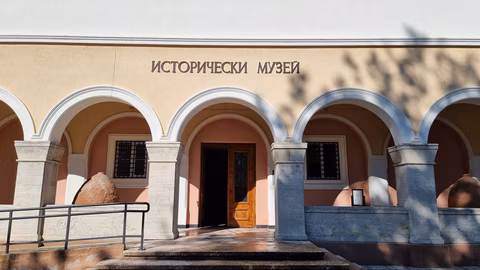 Изложба представя колективни монетни находки в Нова Загора