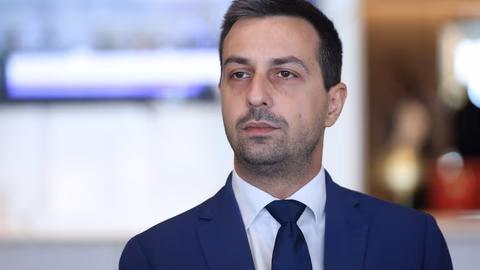 Деян Николов обвинява мафията и критикува кмета за кризата с боклука в София