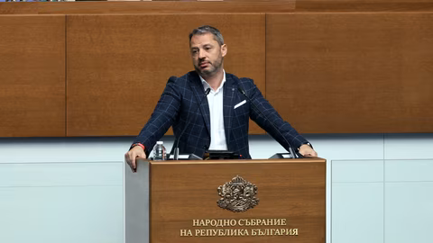 Делян Добрев коментира пропуснатите заседания и бюджетния процес