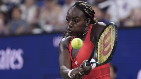 Алиша Паркс постигна обрат и стигна четвъртфиналите в Цзюцзян