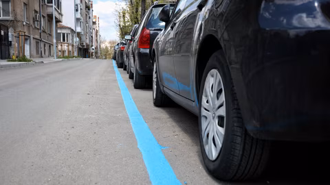 Общинският съвет в Айтос въвежда синя зона за платено паркиране в центъра
