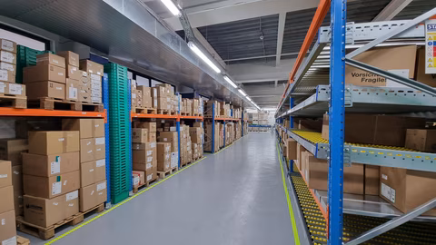 Производството в бизнес услугите в България регистрира спад август 2025 г.