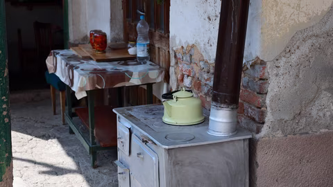 Община Царево инсталира димни детектори за по-висока пожарна безопасност