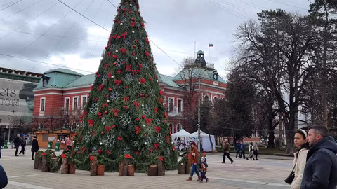 Община Кюстендил стартира конкурс за най-красива външна коледна украса