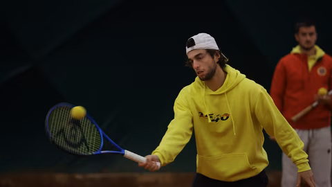 Адриан Андреев отпадна рано на тенис турнир в Анталия