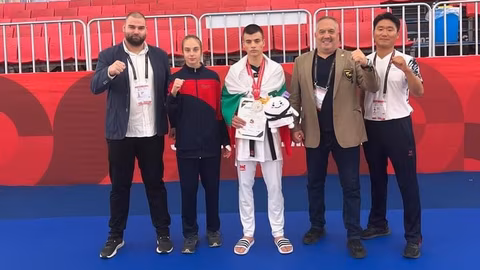 Станислав Митков спечели сребърен медал на световното първенство по таекуондо