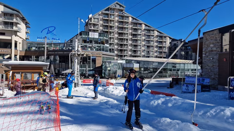 Кабинковите лифтове в Боровец стартират туристическите разходки тази събота