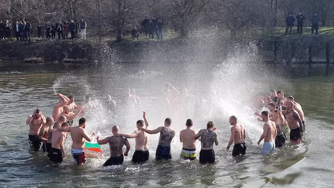 Множество ритуали за Богоявление в Плевенска област обединяват религия и традиции