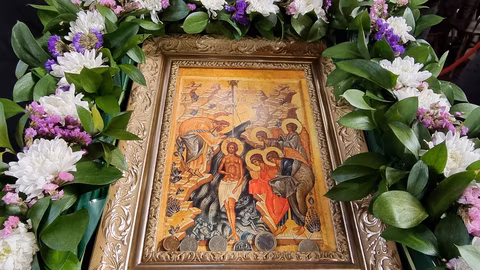 Видин посреща Богоявление с традиционен водосвет и хвърляне на кръста в Дунав