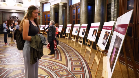 Изложбата „Литературата не е музей“ представя съвременни български автори в Русе