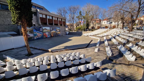 Кметовете на Созопол и Визе подписаха договор за реконструкция на летния театър