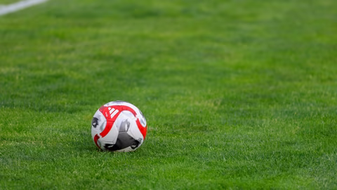 Янтра и Велислав Василев се разделиха след над година сътрудничество