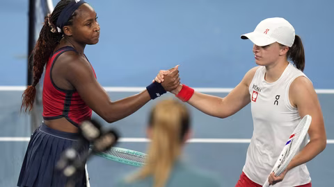 Алиса Лю впечатли с олимпийска титла след драматично завръщане