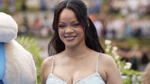 Задържана жена след стрелба в дома на Риана в Бевърли Хилс