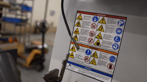 „Сименс“ отчита напредък в индустриалната декарбонизация чрез електрификация и дигитализация