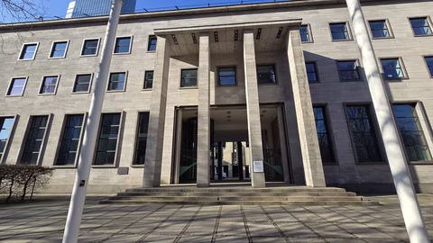 „Бундесбанк“ спира обновяването на историческата си централа във Франкфурт