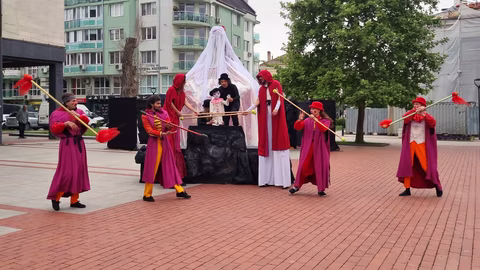 Международният фестивал „Вълшебната завеса“ отбелязва 25 години в Търговище