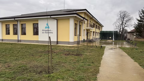 Детска академия за таланти в Розово отбелязва първа годишнина с \"Корени и мечти\"