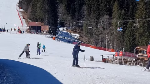 Пампорово отчита ръст на туристи въпреки лек спад в област Смолян