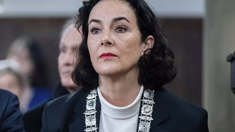 Експлозия в еврейско училище в Амстердам предизвика разследване