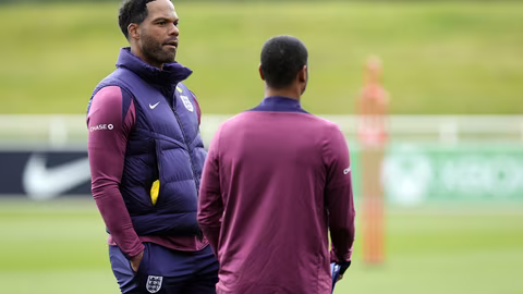 Ашли Коул поема треньорския пост на италианския клуб Чезена