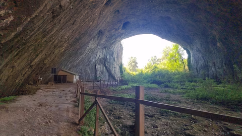 Приходите от Деветашката пещера и Ловешката крепост оформят бюджета на отдел „Мобилност, контрол и сигурност“