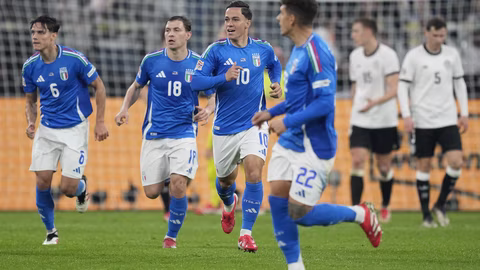 Италия победи Северна Ирландия с 2:0 и е близо до Световното първенство