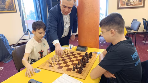 Държавно първенство по класически шахмат за юноши се провежда в Сливен