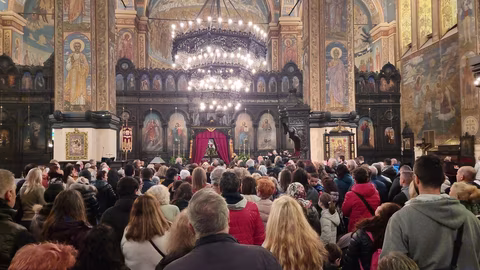 Варненската митрополия оповести богослужебната програма за Страстната седмица