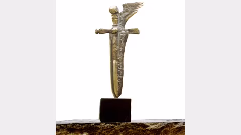 Община Ловеч стартира номинации за наградата „Ловешки меч“ в културата