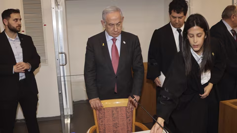 Възобновява се съдебният процес срещу Нетаняху по обвинения в корупция