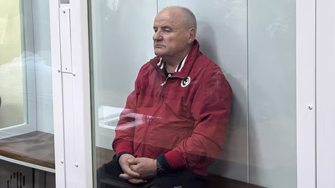 Руски военен съд осъди Павел Попов на 19 години затвор за корупция