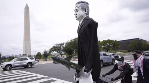 Израел осъди изгарянето на чучело на Нетаняху в испански град Ел Бурго