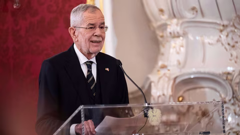 Александър ван дер Белен започва визита в Босна и Херцеговина с фокус върху ЕС