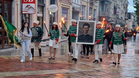 Шумен отбелязва 150 години от Априлското въстание с церемонии и шествия