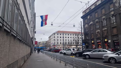 Хиляди на протест в Загреб за по-високи заплати и пенсии