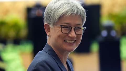 Пени Уонг тръгва на обиколка в Азия за енергийна и сигурностна координация