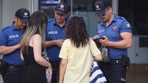 Турция въвежда обучение по джудо за полицаите за по-безопасни операции
