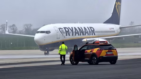 Ryanair обмисля закриване на базата си в Солун заради спорове с летищни такси